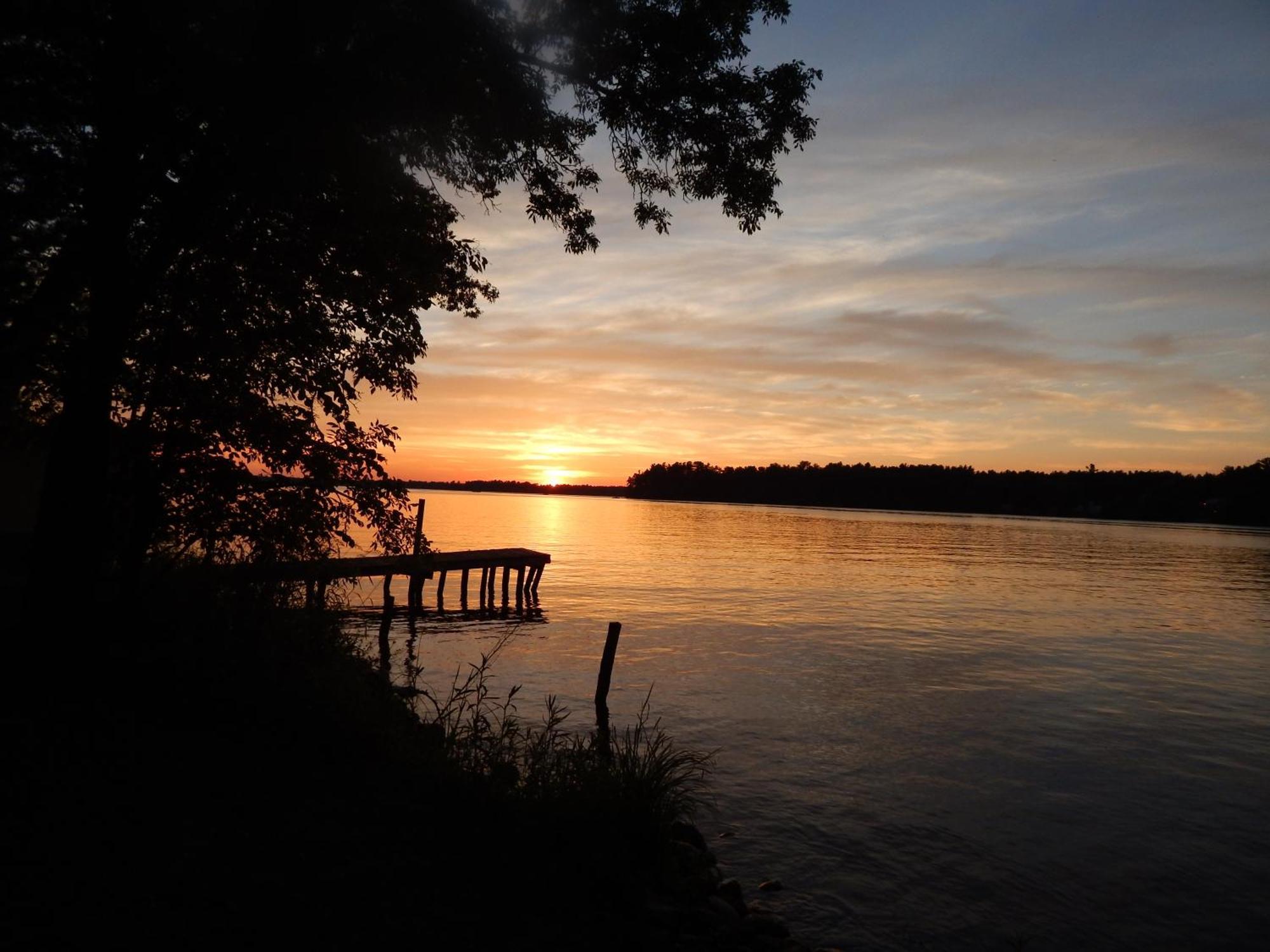 Rainbow'S End Resort Camp Chetek Rom bilde